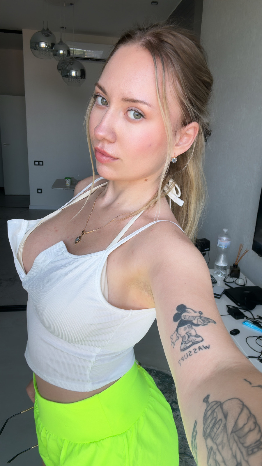 KateV in her underwear in Budapest