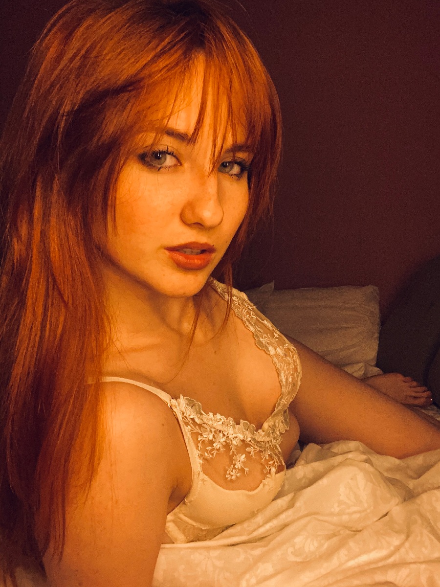 A playful frame from Nata — online in Budapest