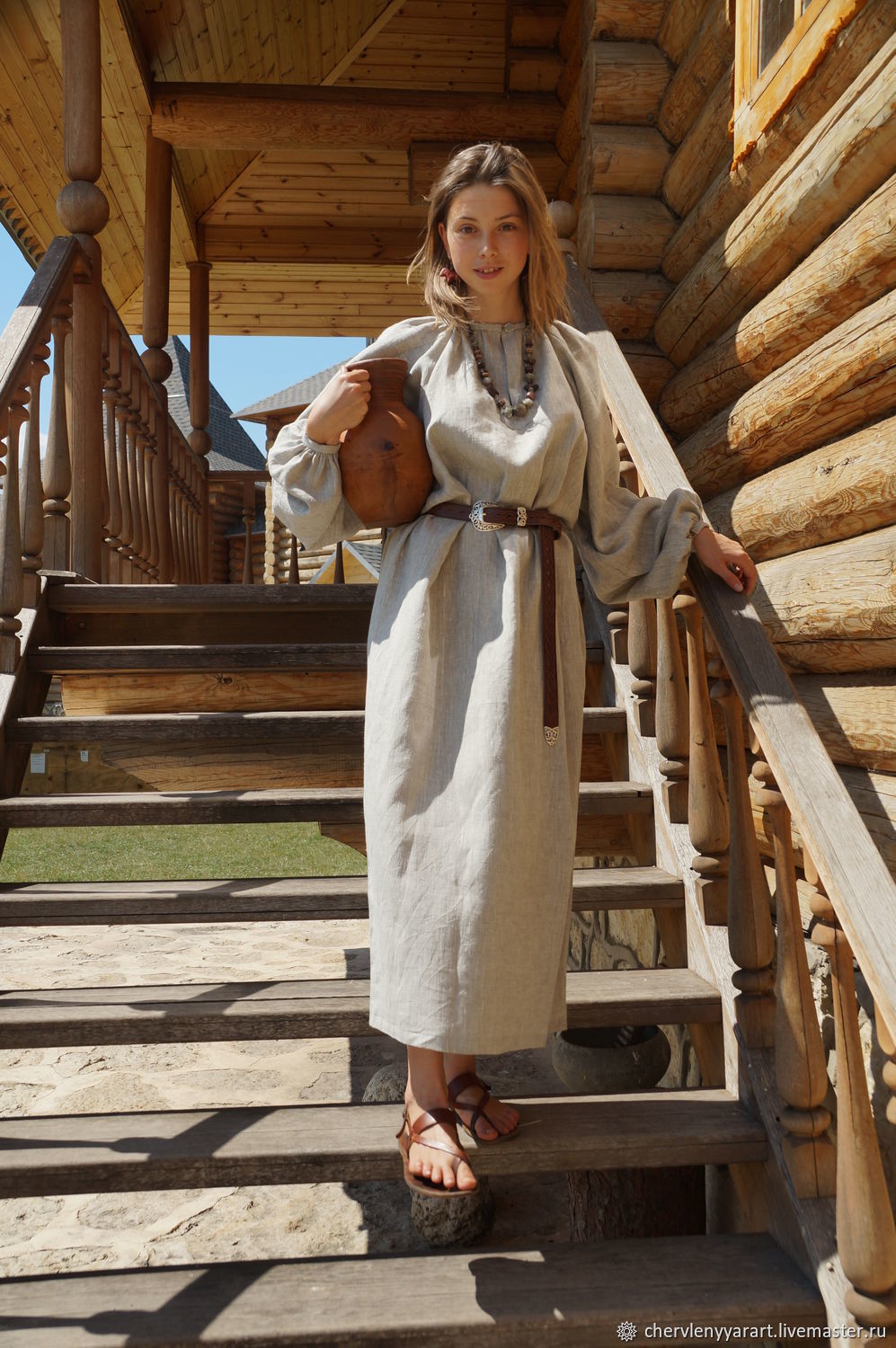 Girls in Slavic costumes in Budapest